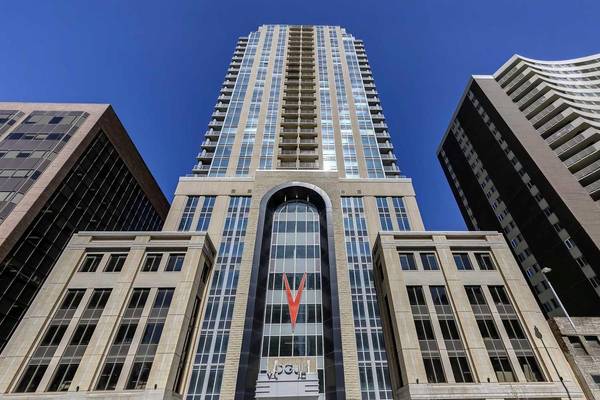 930 6 AVE Southwest #2102, Calgary, AB T2P 1J3