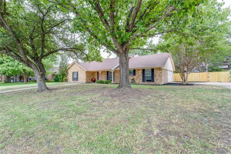 10404 Woodland Drive, Greenville, TX 75402