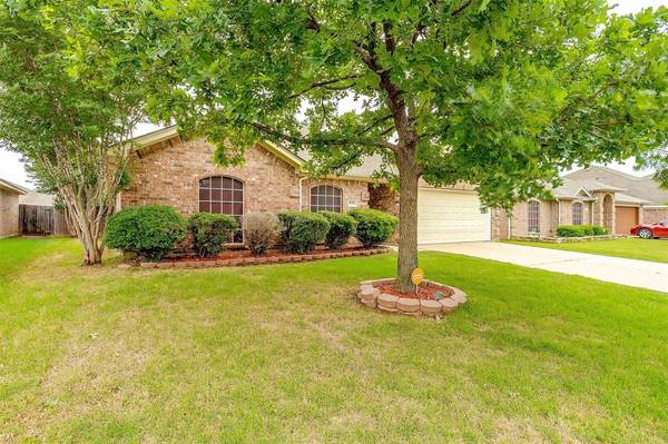 Burleson, TX 76028,820 Chestnut Avenue