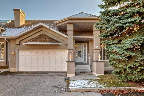 37 Christie GDNS SW, Calgary, AB T3H3B5