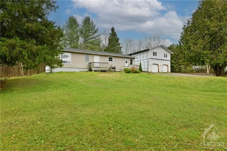 4207 LIMESTONE RD, Carp - Dunrobin - Huntley - Fitzroy And Area, ON K0A 2H0