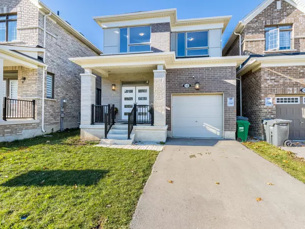 12 Callahan CT, Brampton, ON L7A 5H3