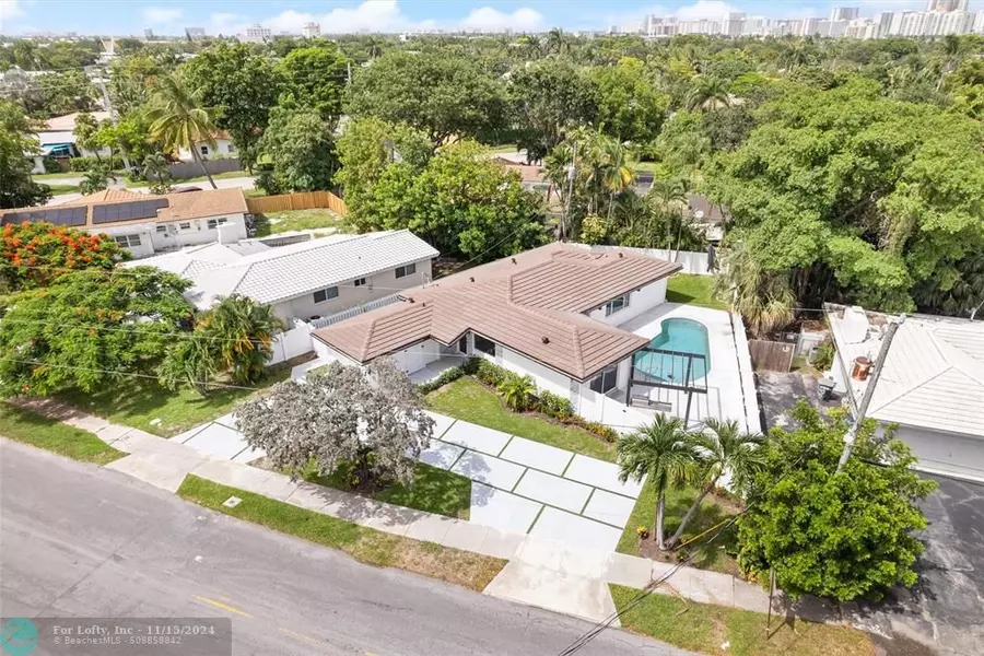 2556 Middle River Dr, Fort Lauderdale, FL 33305