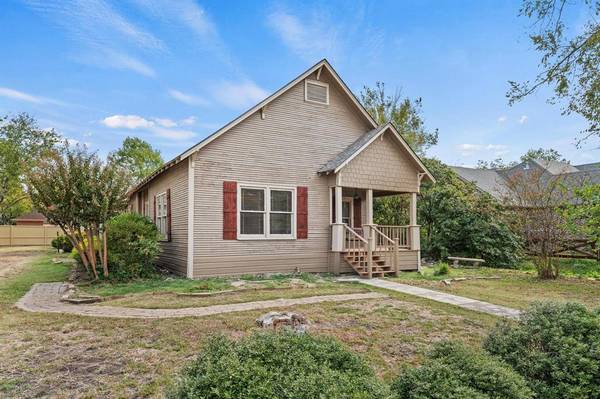 495 S Dallas Street, Van Alstyne, TX 75495