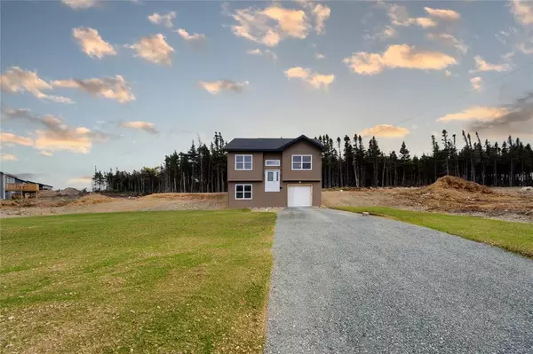 19 Viking Drive, Pouch Cove, NL A1K 1C8