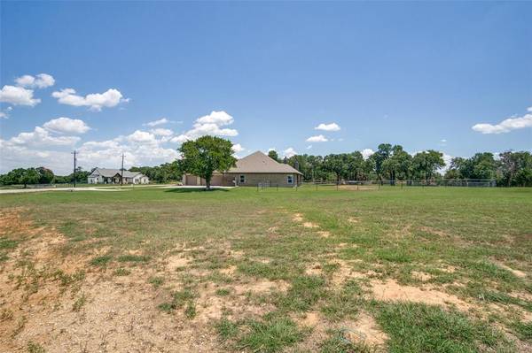 Poolville, TX 76487,223 Zebra Court