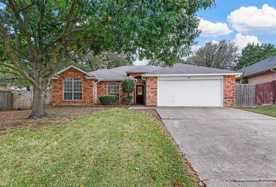 1409 Fern Drive, Mansfield, TX 76063