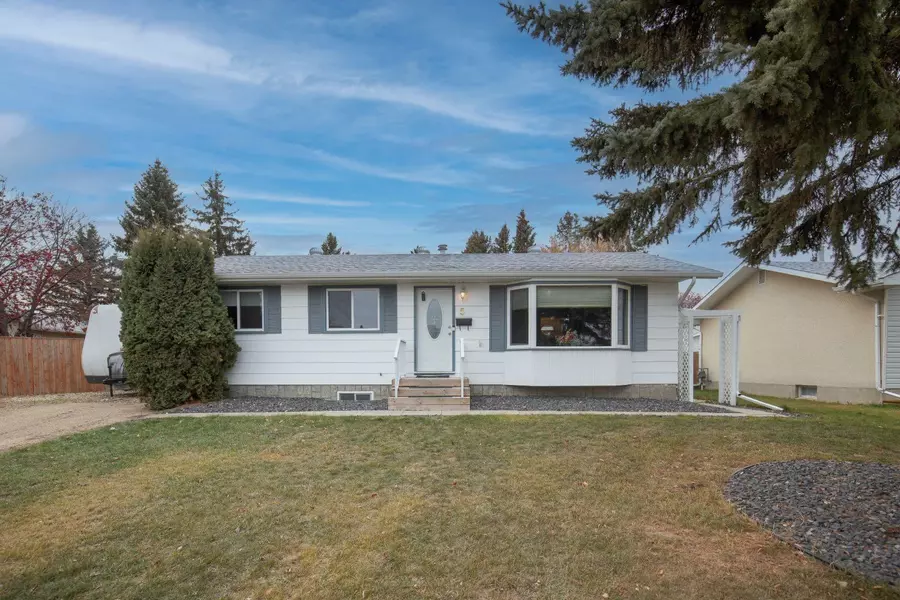 5 Watson ST, Red Deer, AB T4N 5X7