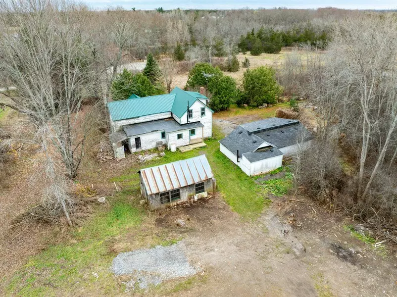 227 Salmon River RD, Tyendinaga, ON K0K 3A0