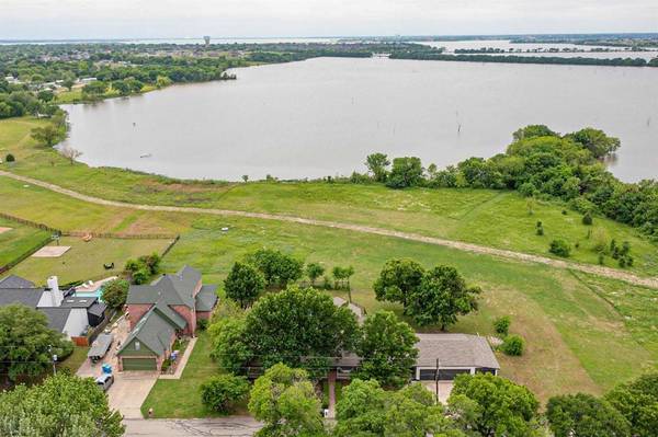 7002 Shipp Road, Rowlett, TX 75088