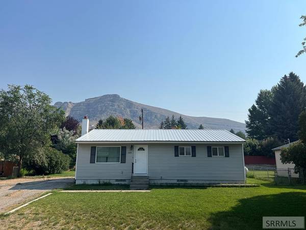 358 Rena Street, Arco, ID 83213