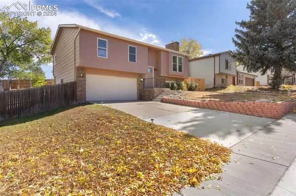 Colorado Springs, CO 80918,6617 Charter DR