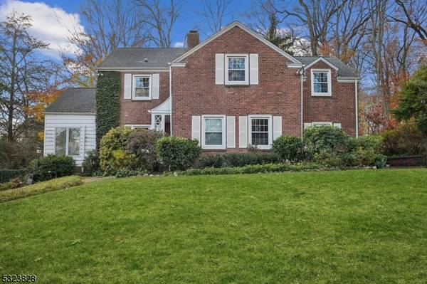 6 Londonderry Way, Summit City, NJ 07901