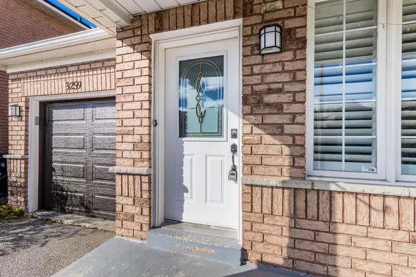 Mississauga, ON L5N 8E6,3259 Scotch Pine Gate