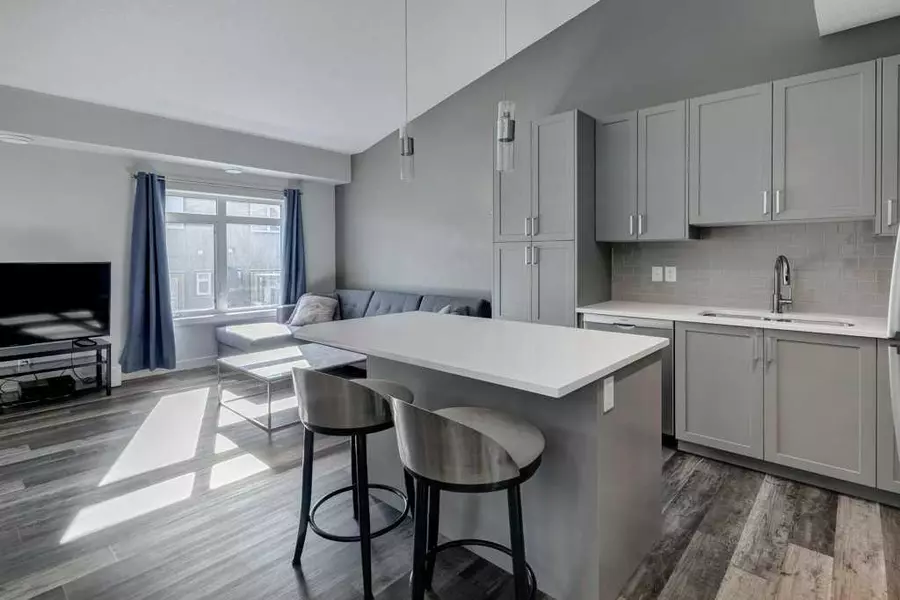 47 Sage Bluff CIR NW, Calgary, AB T3R 1T5