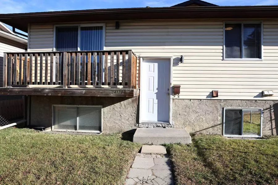 1412 43 ST Southeast #B, Calgary, AB T2A 5E6