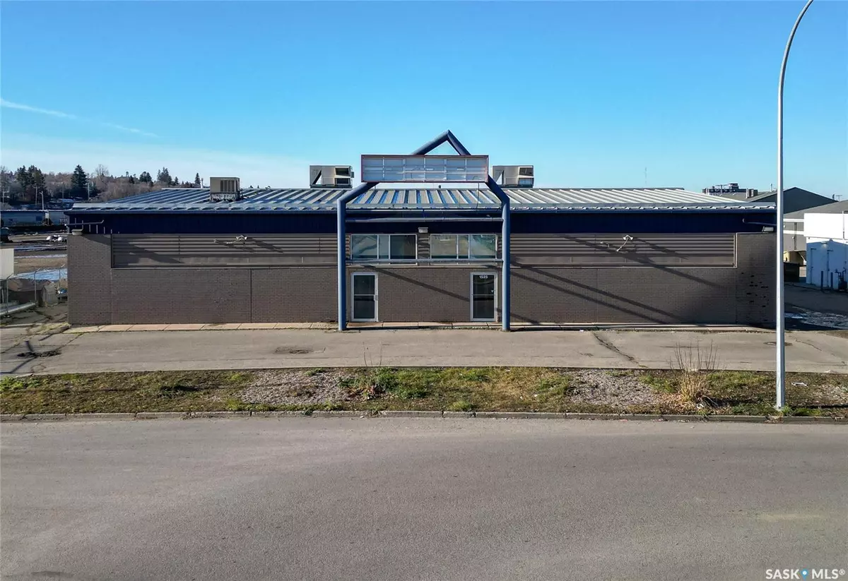 Prince Albert, SK S6V 7Z5,1525 5th AVENUE E