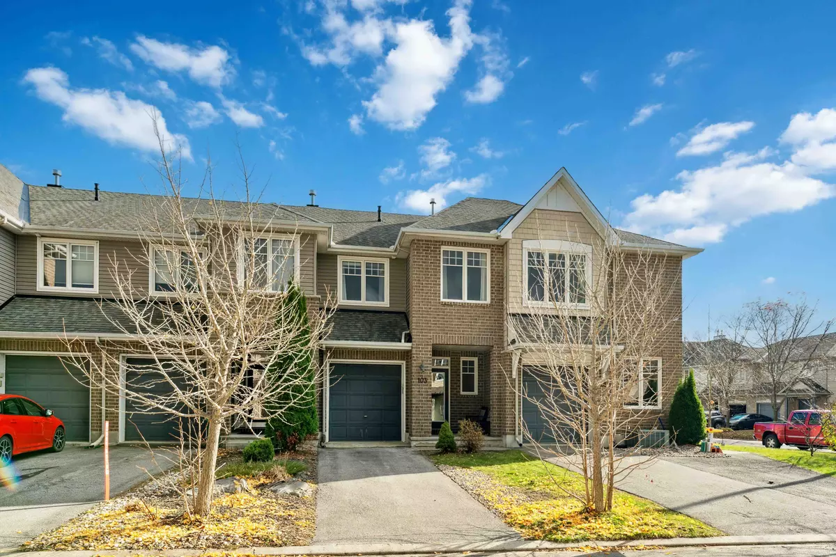 Stittsville - Munster - Richmond, ON K2S 0B6,103 MOJAVE CRES