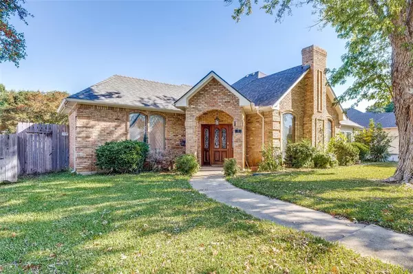 3 Kyle Court, Mansfield, TX 76063