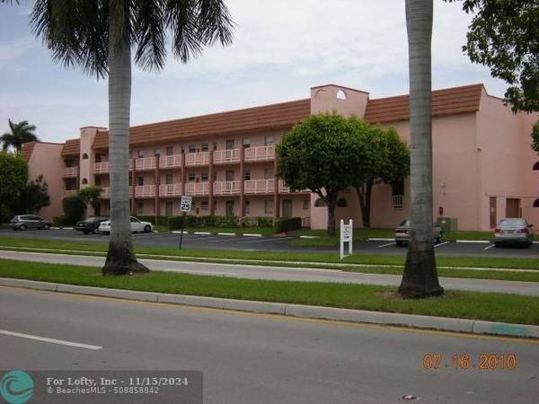 9421 Sunrise Lakes  #102, Sunrise, FL 33322