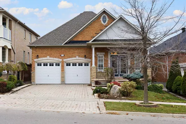 212 Ivy Glen DR, Vaughan, ON L6A 0N8