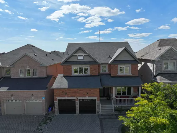 Richmond Hill, ON L4E 0M2,8 Philips Lake CT