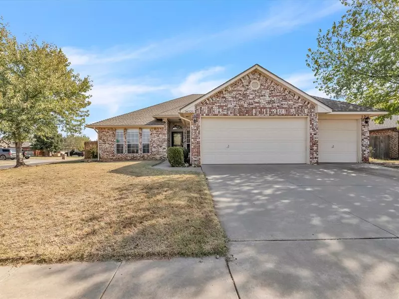 14020 Agate Drive, Yukon, OK 73099