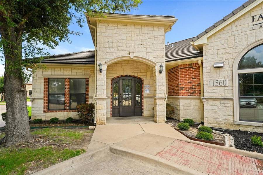 11560 Teel Parkway #100, Frisco, TX 75043