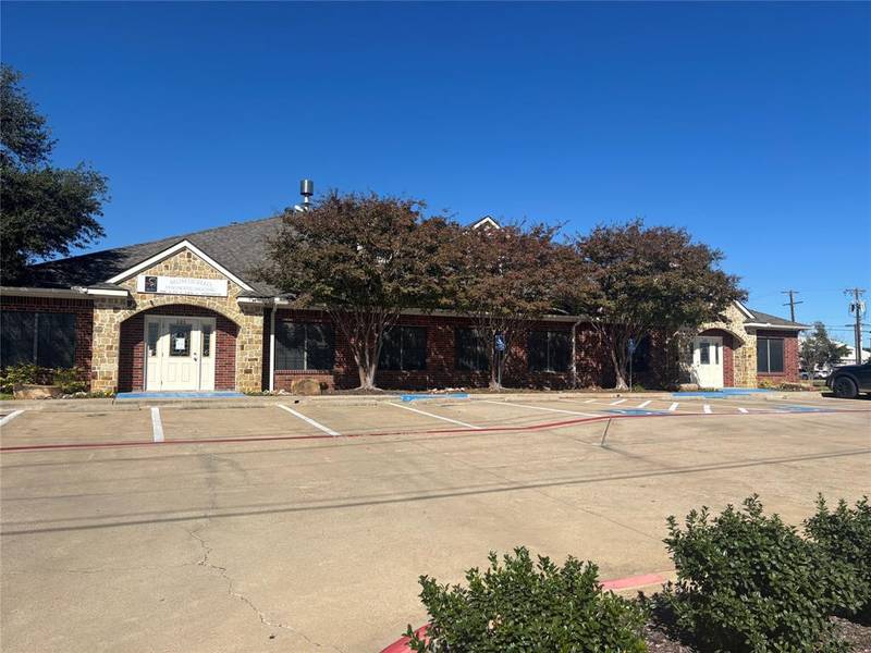 649 Alsbury, Burleson, TX 76028