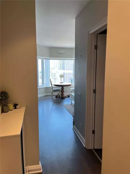 155 Yorkville AVE #3107, Toronto C02, ON M5R 0B4