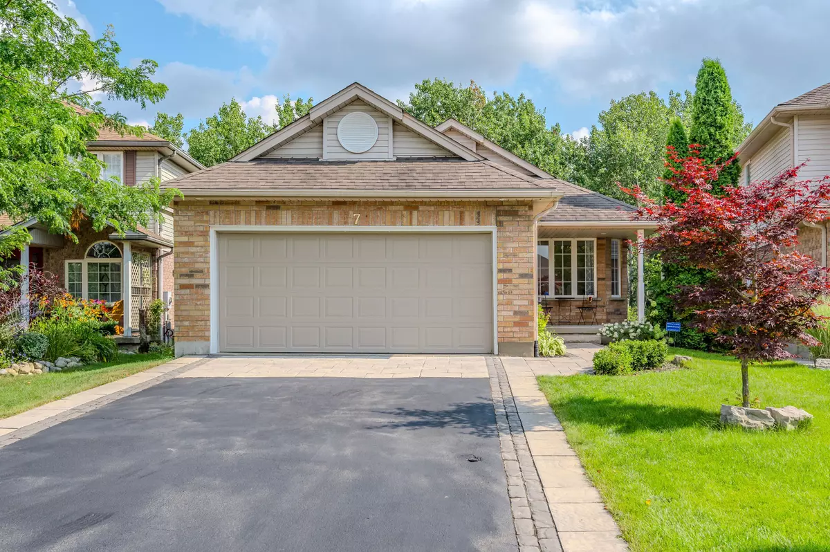 Guelph, ON N1L 1H6,7 Whitetail CT