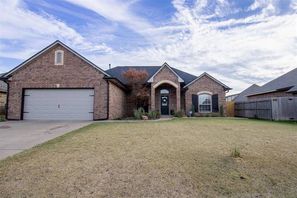 2332 NW 157th Terrace, Edmond, OK 73013