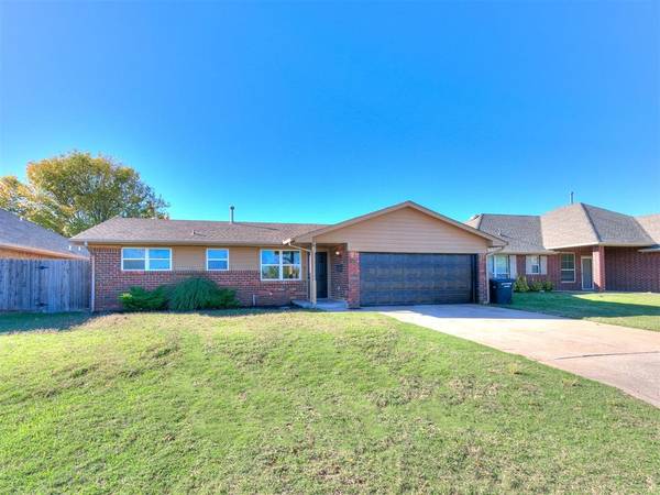 917 S Howard Avenue, Moore, OK 73160