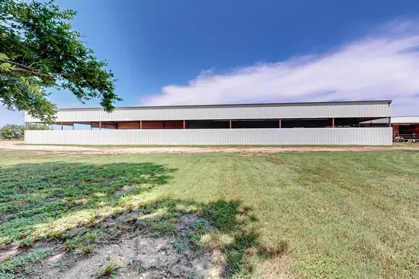 Rio Vista, TX 76093,9657 County Road 1222