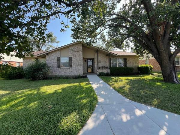 2605 Rustown Drive, Mesquite, TX 75150