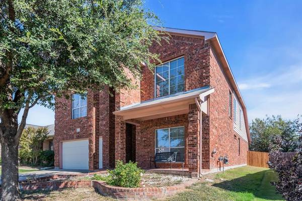 10224 Los Barros Trail, Fort Worth, TX 76177