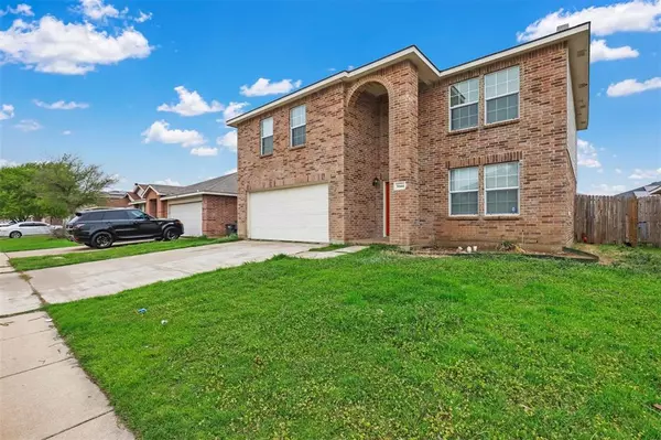 3844 Foxhound Lane, Fort Worth, TX 76123