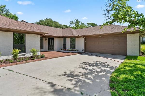 7612 Lake Highlands, Fort Worth, TX 76179