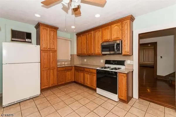 North Arlington Boro, NJ 07031,108 Rutherford Pl