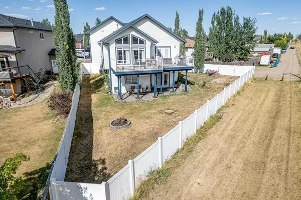 Red Deer, AB T4R 3M8,148 Iverson Close