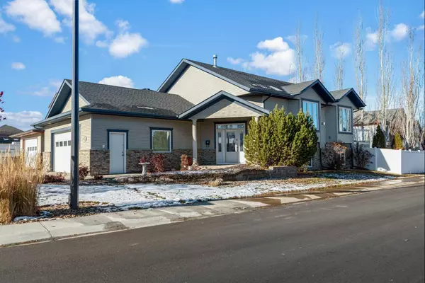 Red Deer, AB T4R 3N4,262 Addington DR