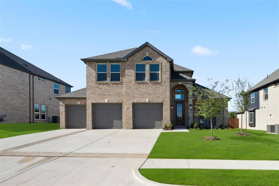 1825 River Hills Court, Midlothian, TX 76065