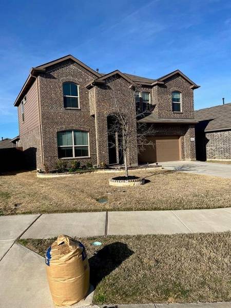 2405 Pumpjack Drive, Fort Worth, TX 76177