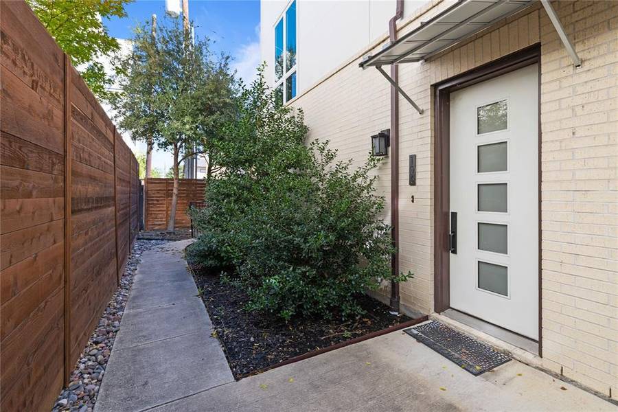 2016 N Fitzhugh Avenue #106, Dallas, TX 75204