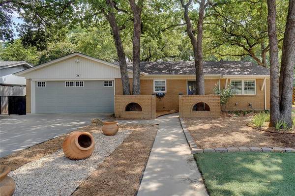 341 Glenhaven,  Azle,  TX 76020