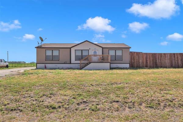 311 Cochise Drive,  Ferris,  TX 75125