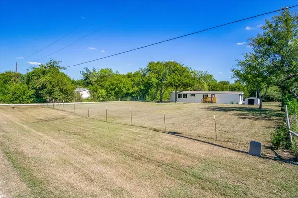 Springtown, TX 76082,195 Hilltop Meadows Drive