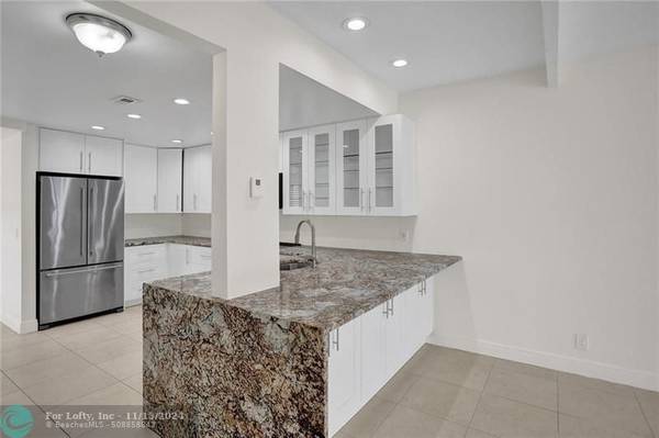 Highland Beach, FL 33487,4300 S Ocean Blvd  #4