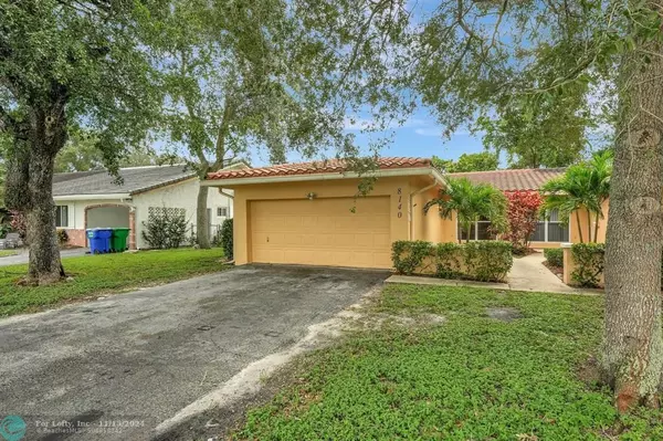 8140 NW 40th St, Coral Springs, FL 33065