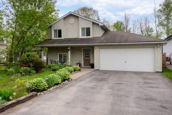 653 Chestnut ST, Innisfil, ON L9S 2H7